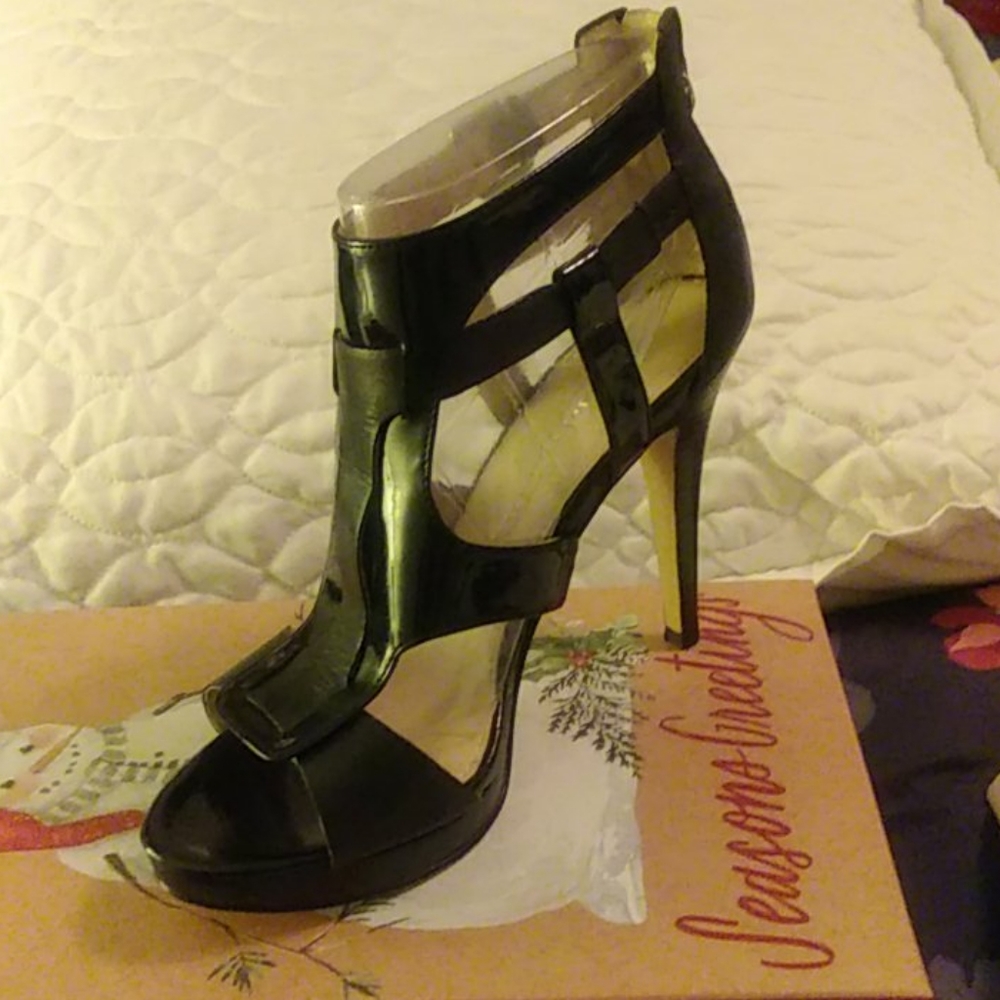 Sandal